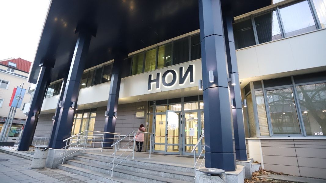 Управляващата коалиция и ДПС-НН предлагат да се увеличат разходите за персонал в НОИ