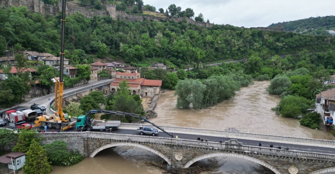 Обстановката в област Велико Търново започва постепенно да се успокоява