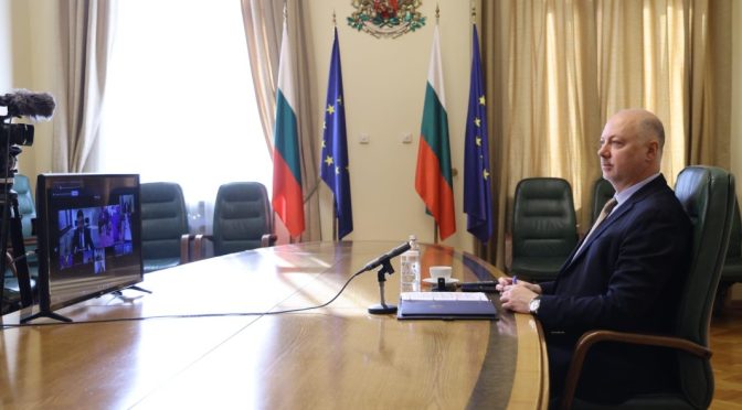 Желязков: Важно е да се запази импулсът за постигане на мир в Украйна