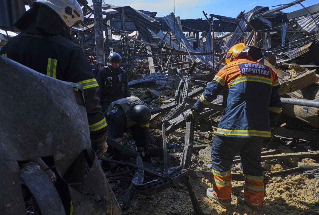 Повече от 70 000 души, воюващи в руската армия, са загинали в Украйна