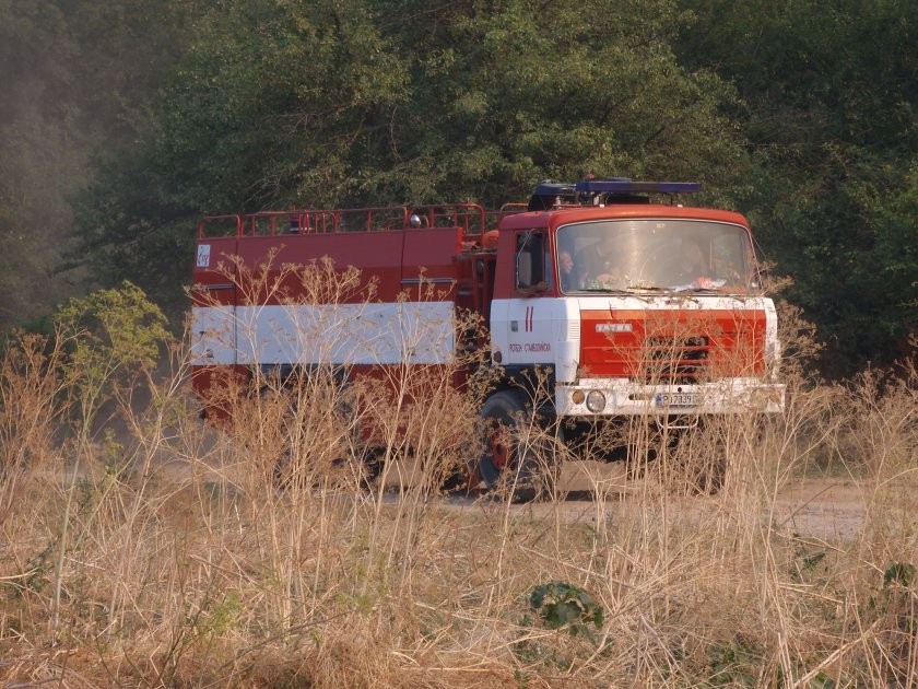 Потушен е пожарът край Стрелча, над Сестримо е локализиран