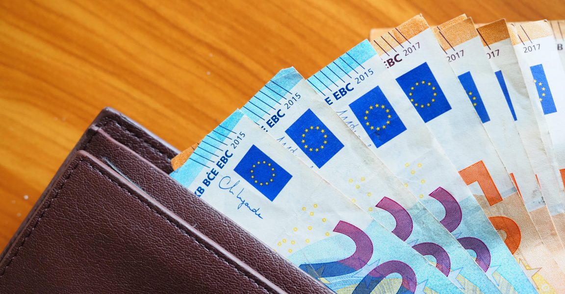 Социалната пенсия за старост става 183,81 евро от 1 юли