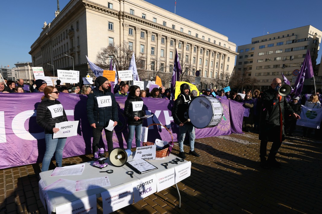 Работещите в БНР, БНТ и БТА излизат на национален протест на 15 май