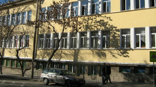 Поставят хидрофорни системи в плевенските училища и детски градини