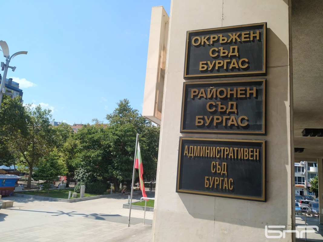 Зад решетките остава мъж, обвинен в кражба и побой на норвежец в Слънчев бряг