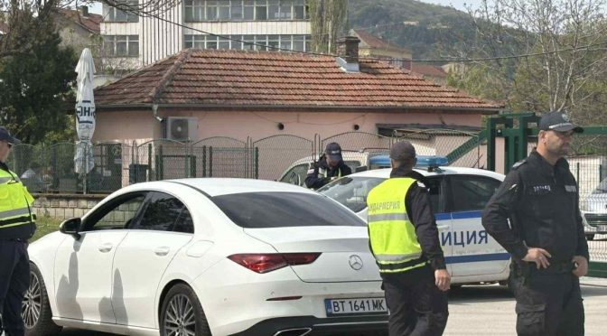 Полицейска операция за изборите в Горна Оряховица