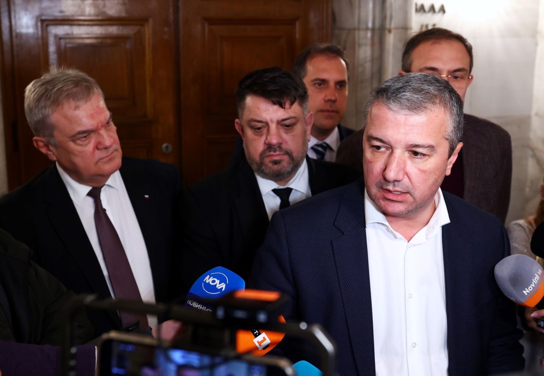 "БСП-Обединена левица" ще подкрепи облагането на свръхпечалбите на банките