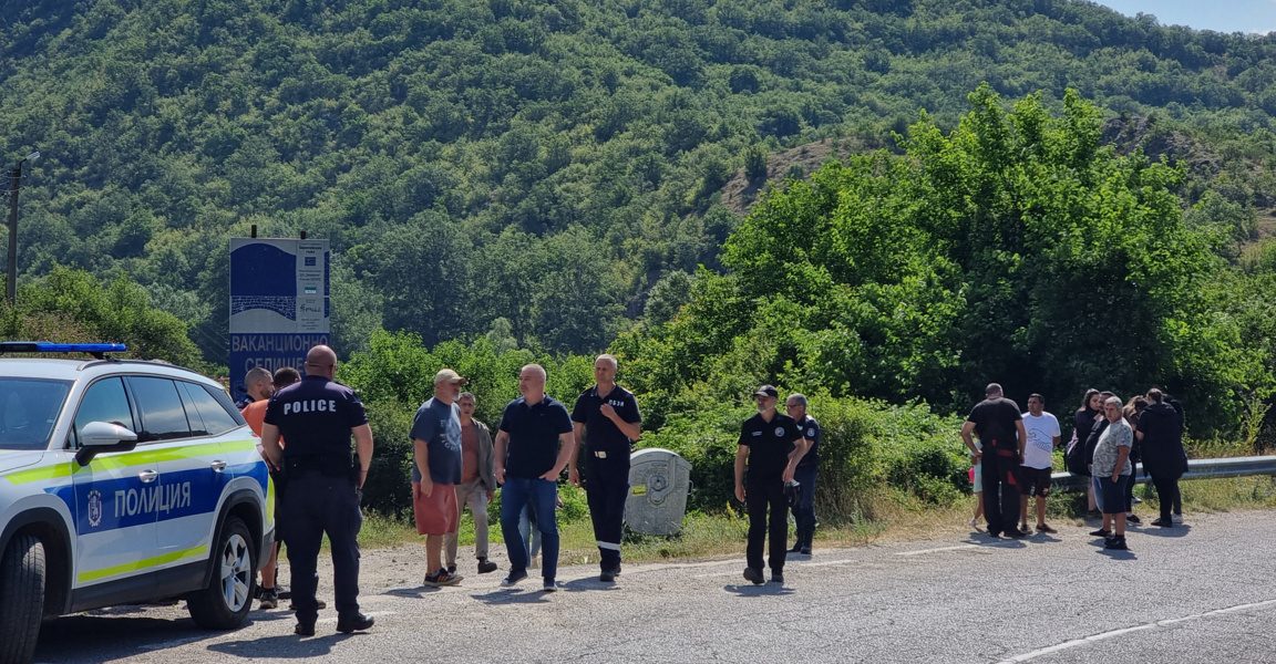 Продължава издирването на изчезналото дете във водите на река Струма