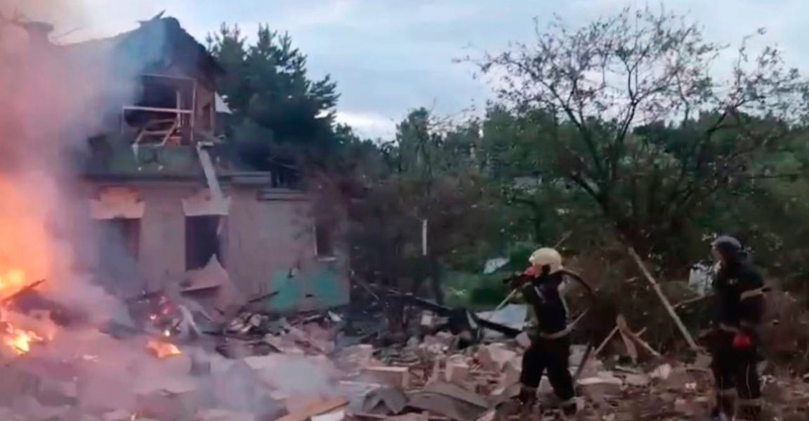 Атаки с дронове отнеха живота на 7 души в склад край Москва