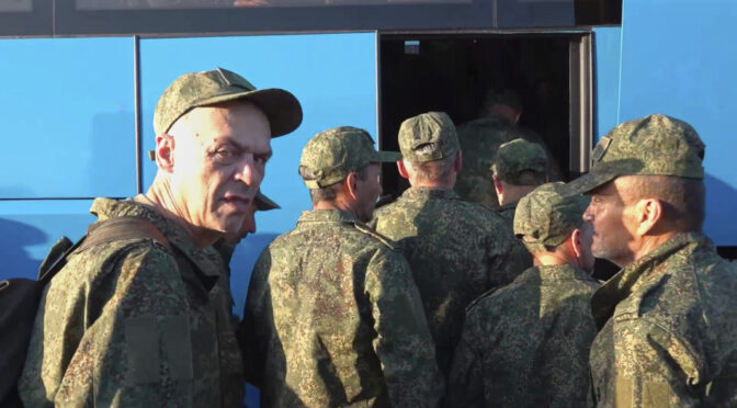 Атаки с дронове съпровождат размяна на военнопленници между Киев и Москва