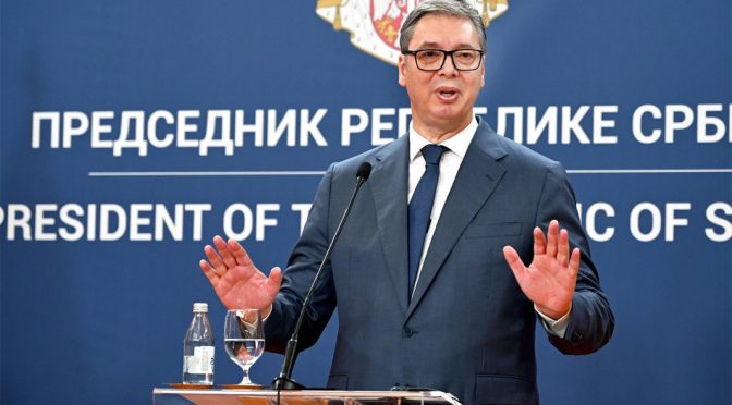 Вучич даде на Русия 50 дни срок за продажбата на дела в НИС