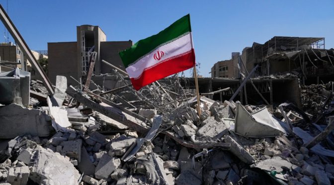 Ударите срещу Иран продължават, съобщава се за над 1000 цивилни жертви