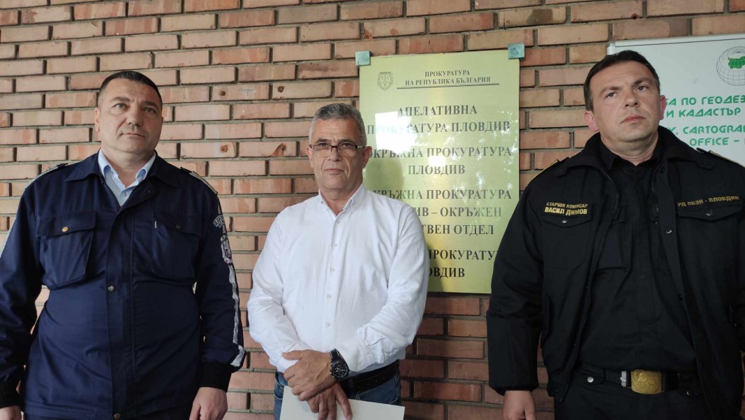 16 нарушения за 3 години има младежът, причинил тежката катастрофа на "Руски"