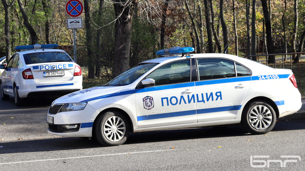 Двама задържани за намушканото момче в София