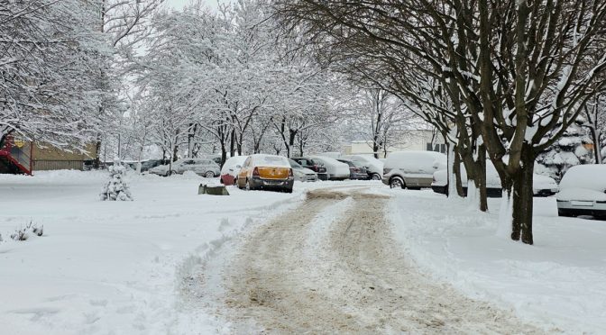 Проблеми с транспорта в Русе заради леден дъжд