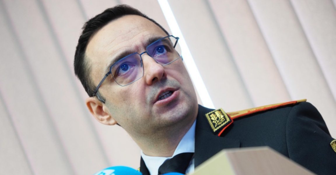 Джартов призова да не се пътува в най-засегнатите от наводнения райони