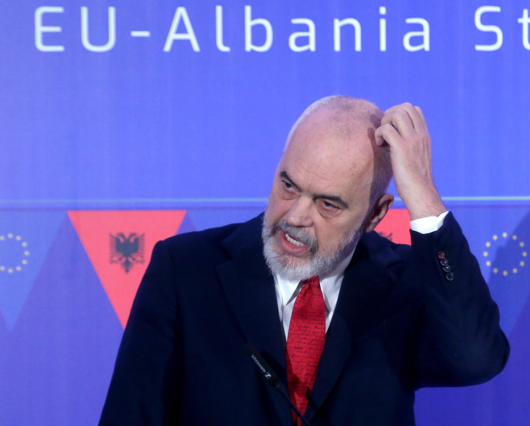 Напрежение в Атина заради предстояща визита на Еди Рама
