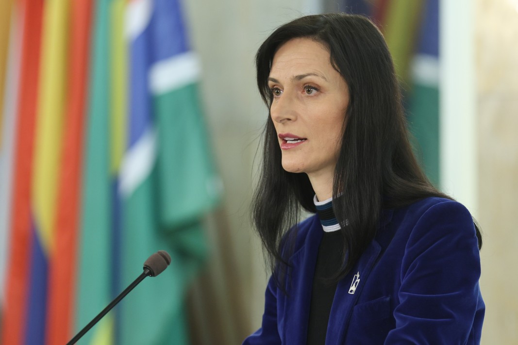 Мария Габриел за това дали се вижда като консенсусен кандидат за премиер: Където и да съм, ще работя за България