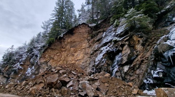 Критична остава ситуацията в с. Мугла след поройните валежи