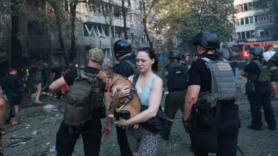 Над 10 украинци са загинали при руски удари срещу Суми и Запорожие