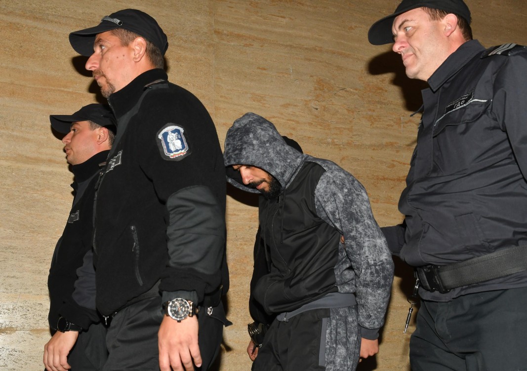 Оставиха в ареста мъжа, нарязал жена си с макетно ножче в София