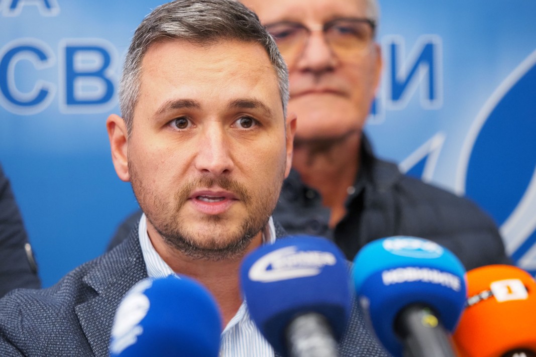 Тончев, ДПС-ДПС: Никой не ни дърпа конците, очевидно има скрито мнозинство