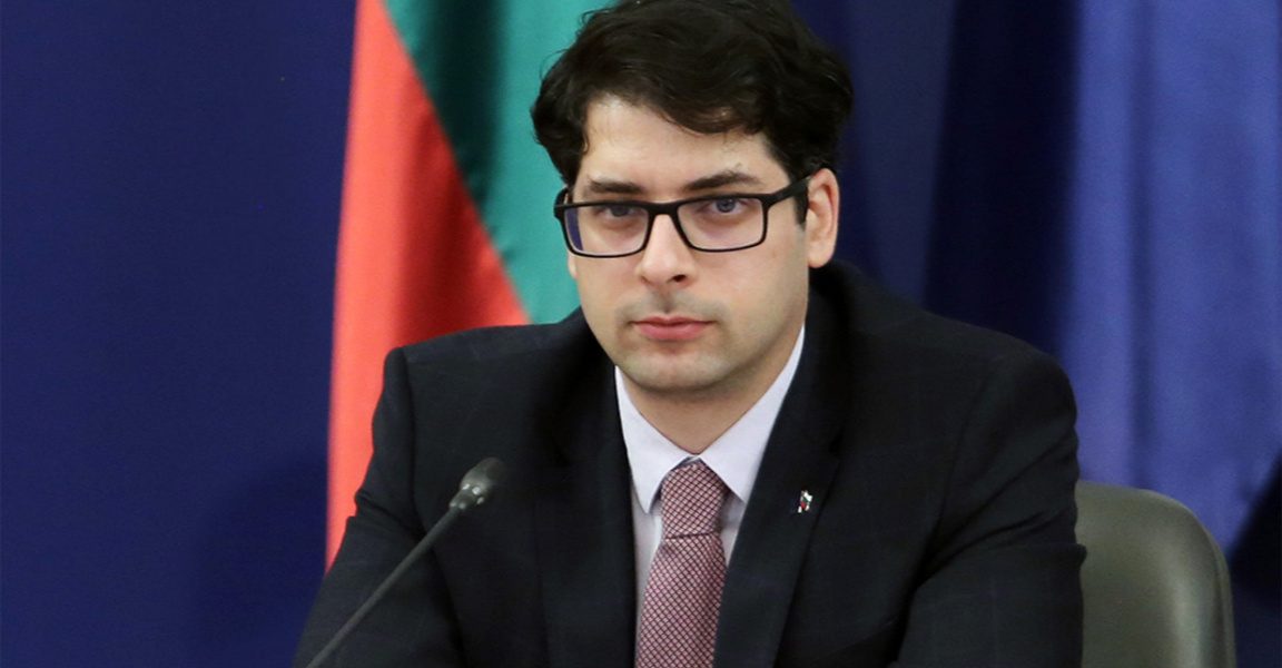 Вицепремиерът Пеканов: През юни и август очакваме средства по ПВУ