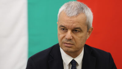 Костадинов заяви, че „Възраждане“ няма да подкрепи Гюров на балотажа