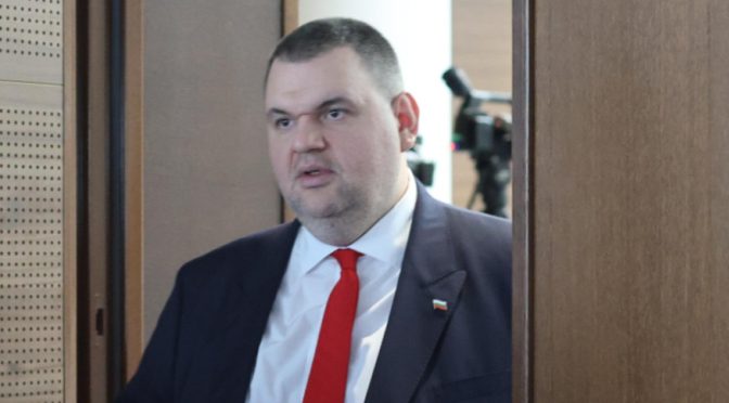 Делян Пеевски към ПП-ДБ: Печелившият е друг и да идва още днес!