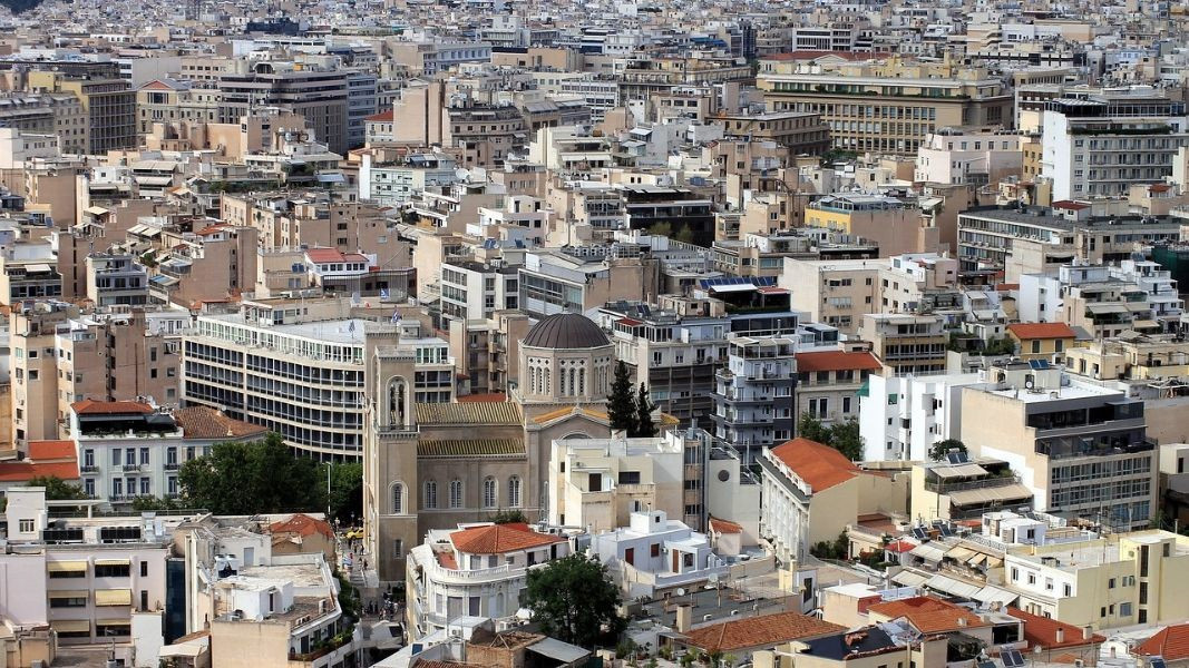 Гърция възнамерява да въведе лимит на краткосрочните наеми