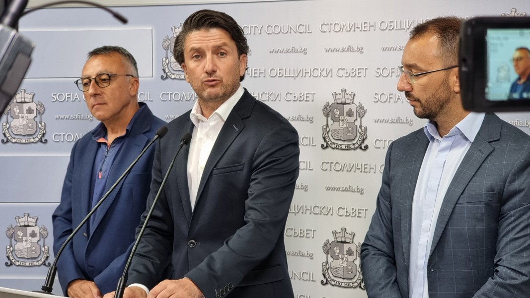 ГЕРБ-СДС няма да допуснат строежи на паркинги под училища и детски градини в София