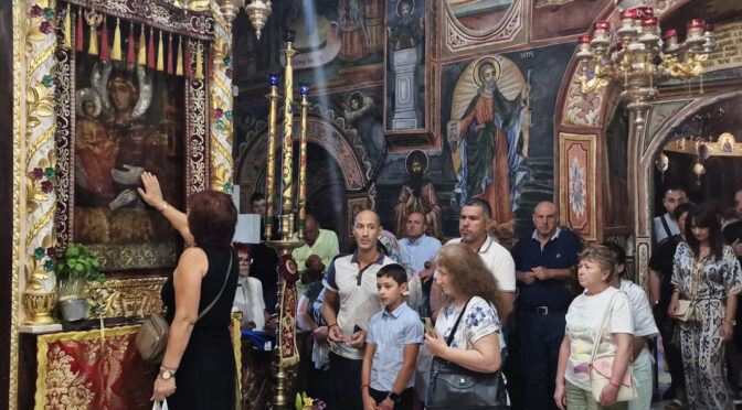 Троянският манастир отбелязва своя храмов празник