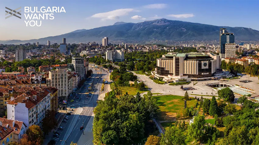 Помагайки на българите по света да се върнат у нас, помагаме на България