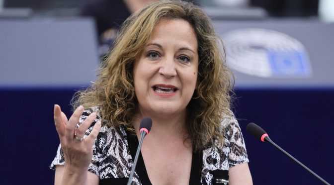 Ираче Гарсия Перес: ЕНП все повече си сътрудничи с крайната десница