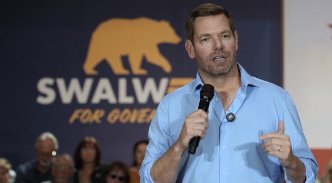 US конгресменът Ерик Суолуел подава оставка от поста си