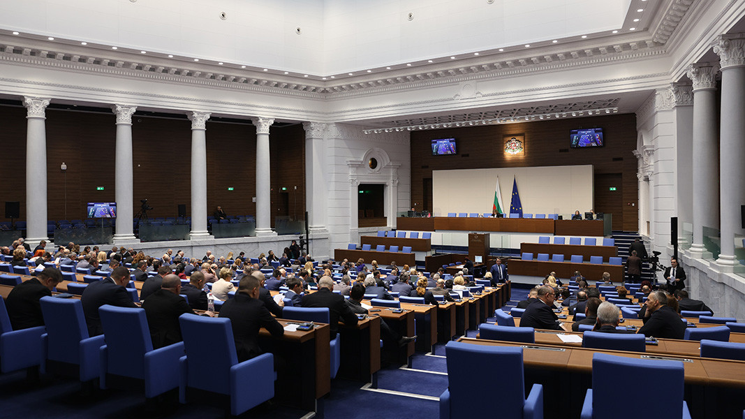 Дебат по третия вот на недоверие към кабинета "Желязков"