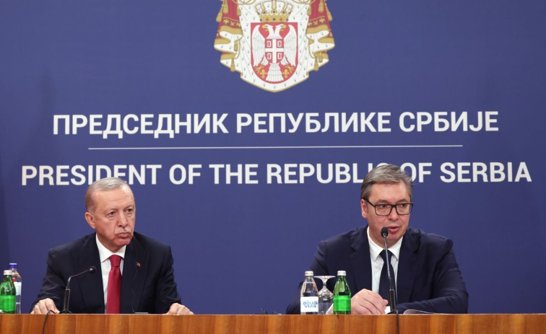Турция и Сърбия ще си сътрудничат в развитието на отбранителната индустрия