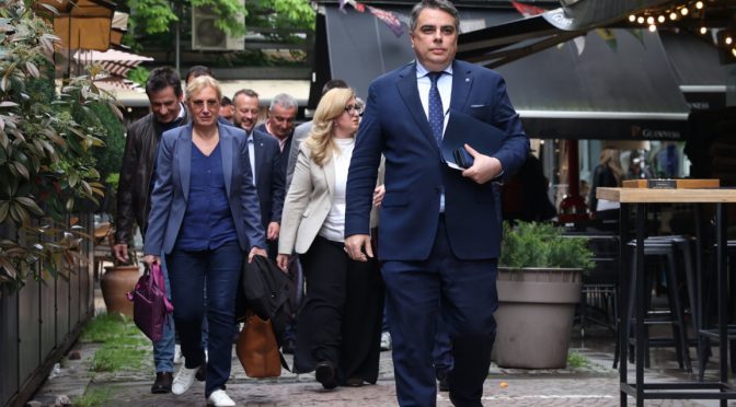 5 формации влязоха в 52-рото НС. Колко ще са парламентарните групи?