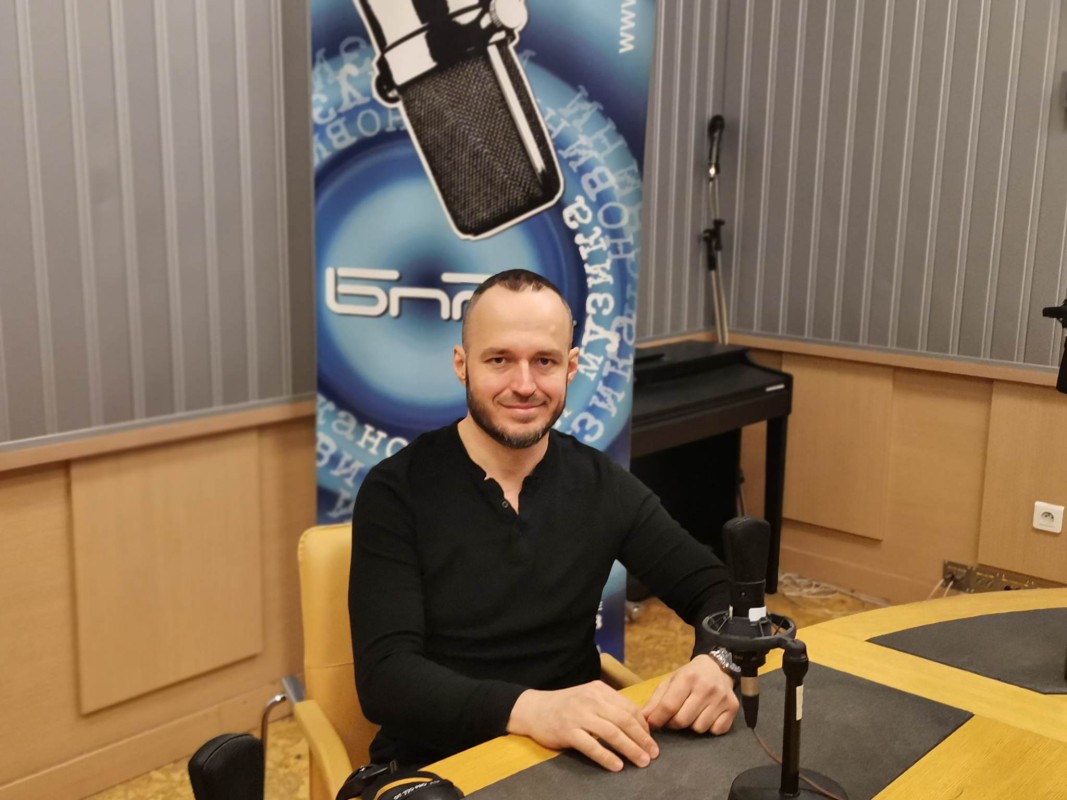 Доц. Стойчо Стойчев за служебния кабинет: Още нищо не е сигурно