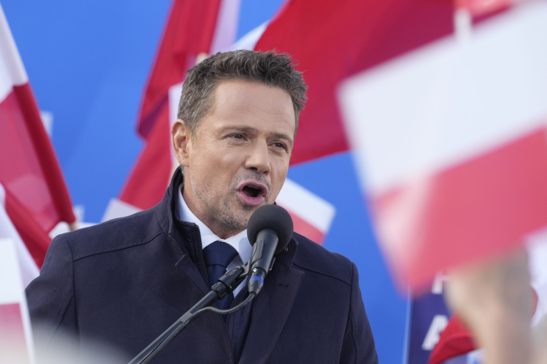 Кметът на Варшава с най-голяма подкрепа преди президентските избори в Полша