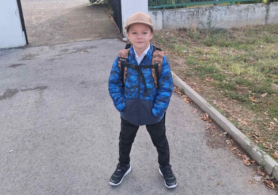 "Българската Коледа" подпомага лечението на 8-годишния Михаил. Резултатите са добри