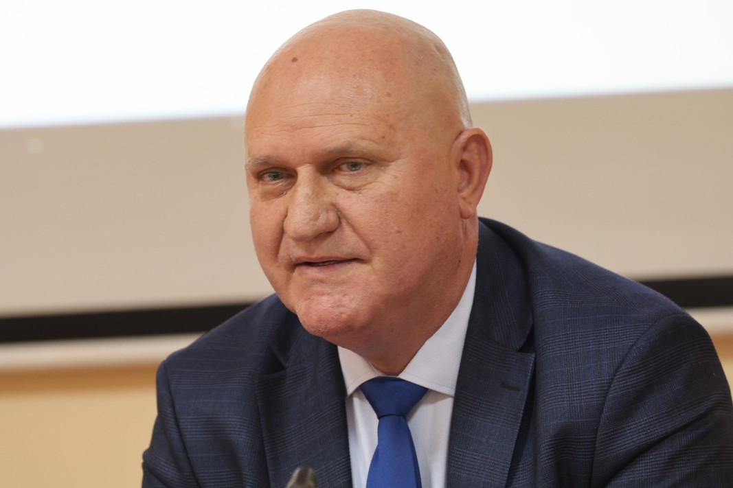 Министър Цоков: В над 550 образователни институции в страната в момента се извършват ремонти