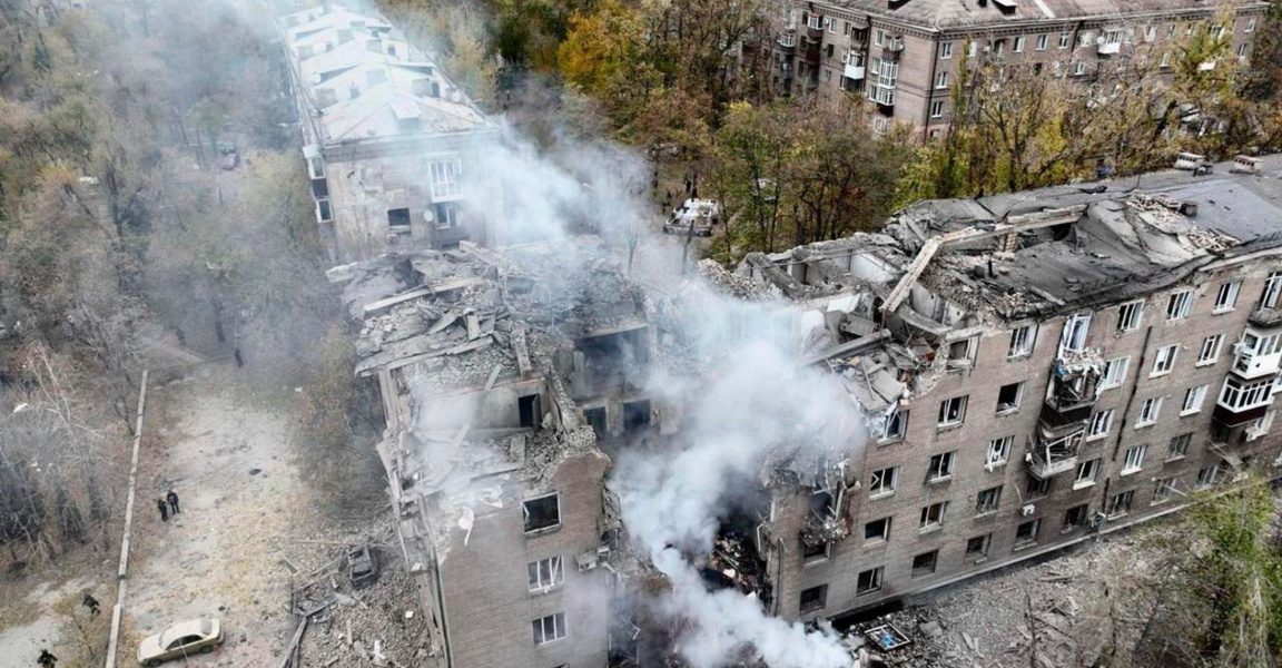 Руски и украински въздушни атаки, има загинали и ранени