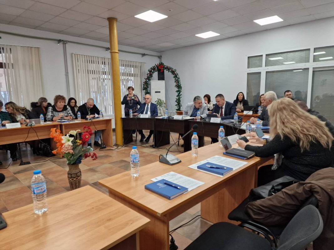 По-високи данък сгради и такса смет ще плащат жителите на Радомир