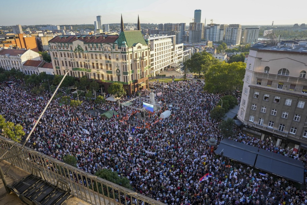 Стотици на нов протест срещу добива на литий в Западна Сърбия