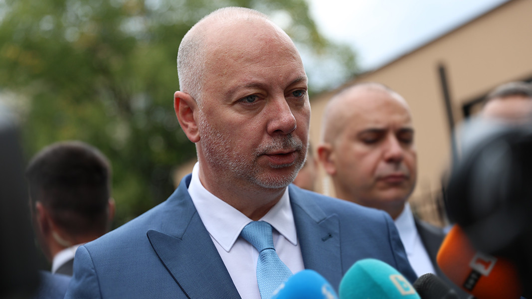 Желязков ще разговаря с партньорите за включване на ДПС-НН в управлението