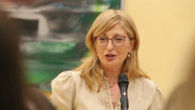 Еврокомисарят Екатерина Захариева ще посети България