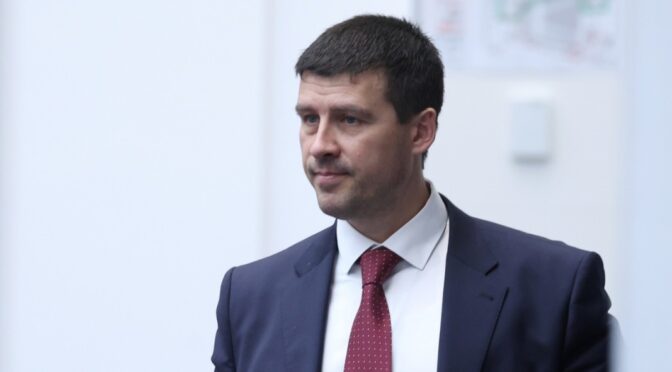 Ивелин Михайлов призова "Възраждане" да се подпишат под вот на недоверие към правителството
