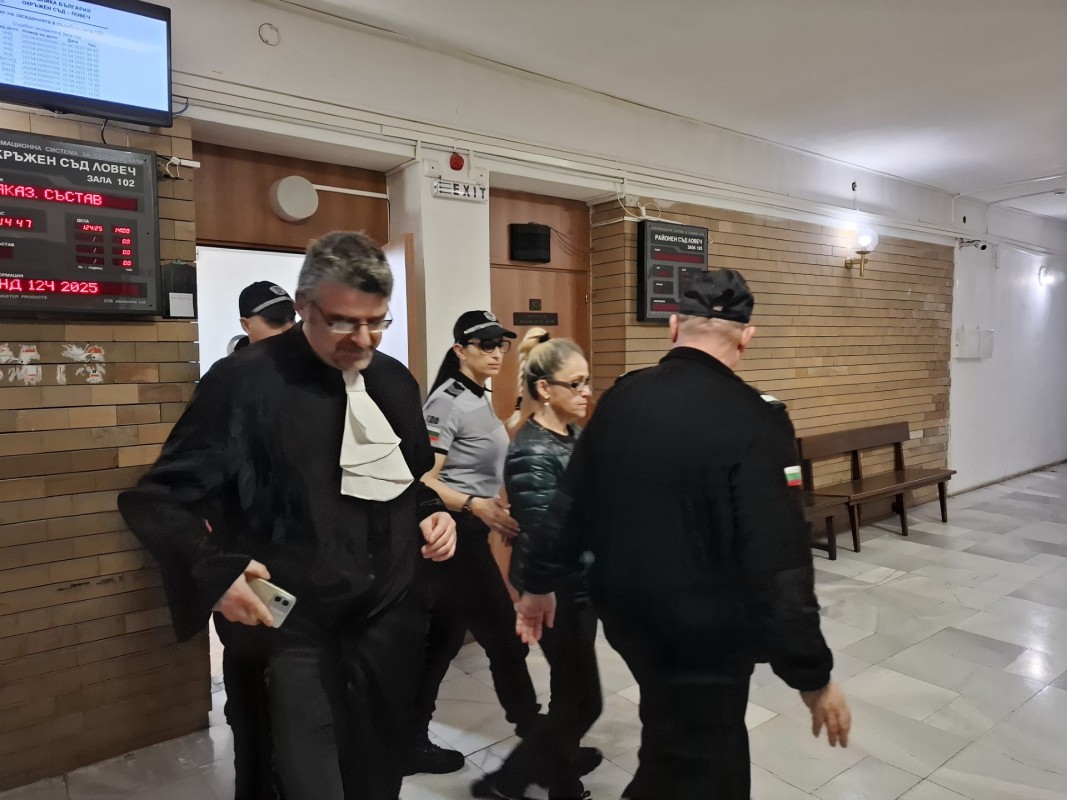 Делото за освобождаване на Десислава Иванчева е отложено за 16 април