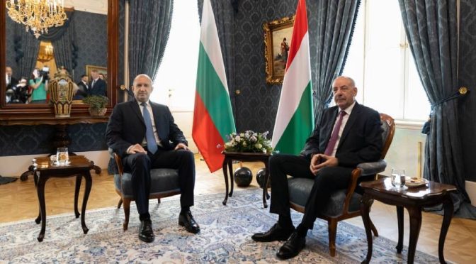 Втори ден от визитата на унгарския президент Тамаш Шуйок